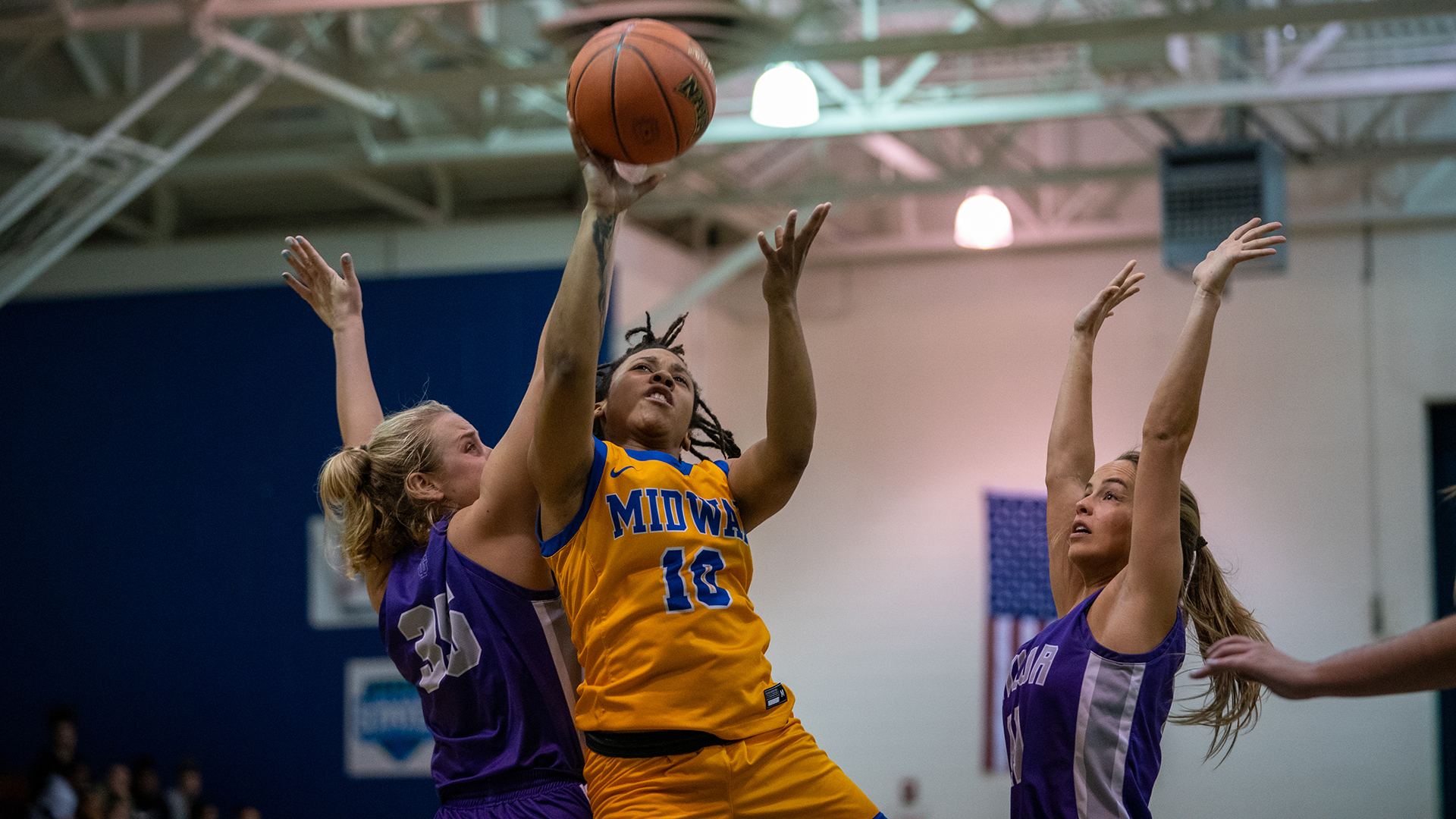 Jermyra Christian had a career-high 20 points including the game-winning shot as Midway won a 73-70 thriller over Cumberland Monday night.